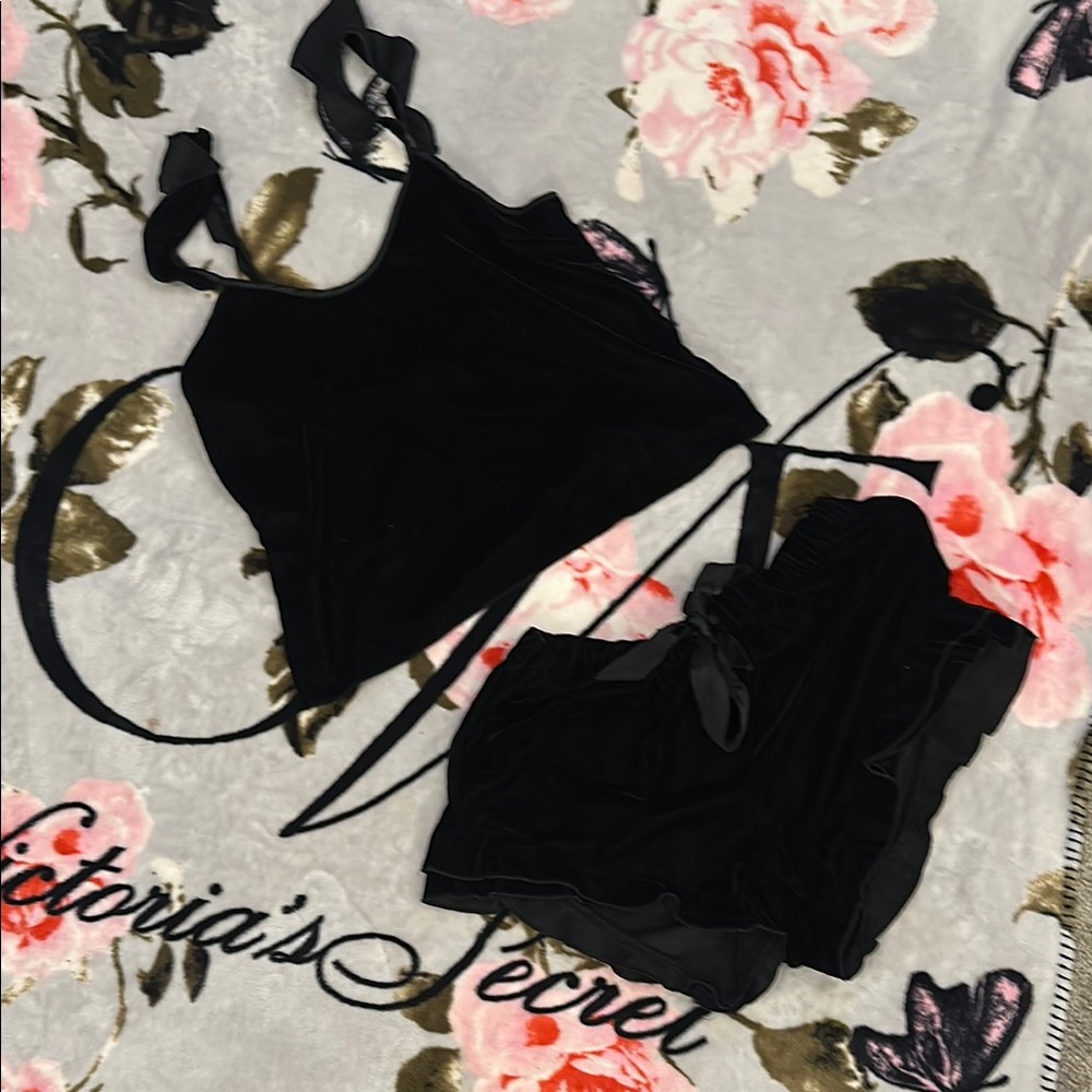 Victoria's Secret Black Pajama Set Intimates Sleepwear